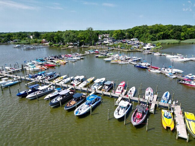 More details for Largest Dock Bar | Marina on the Chesapeake, Sparrows Point, MD - Specialist for Sale